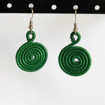EARRINGS — 1